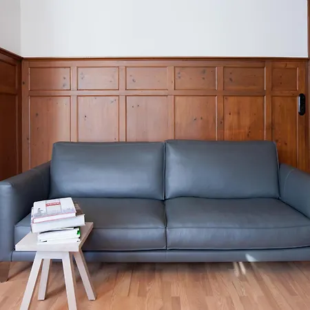 Boutique Apartment *