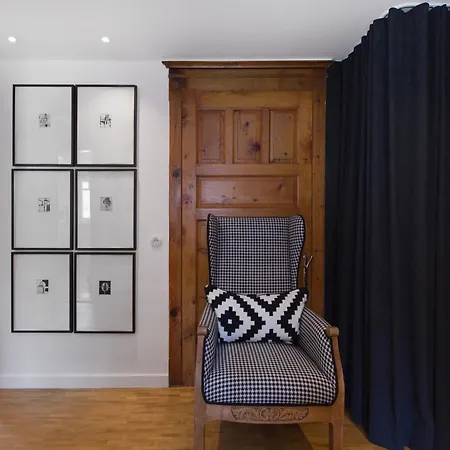 Boutique Apartment *